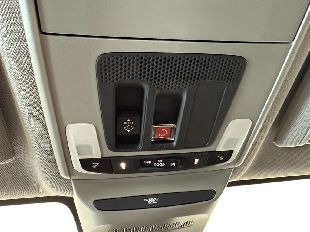 2025 Acura ADX  28