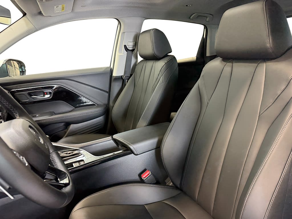 2025 Acura ADX  11