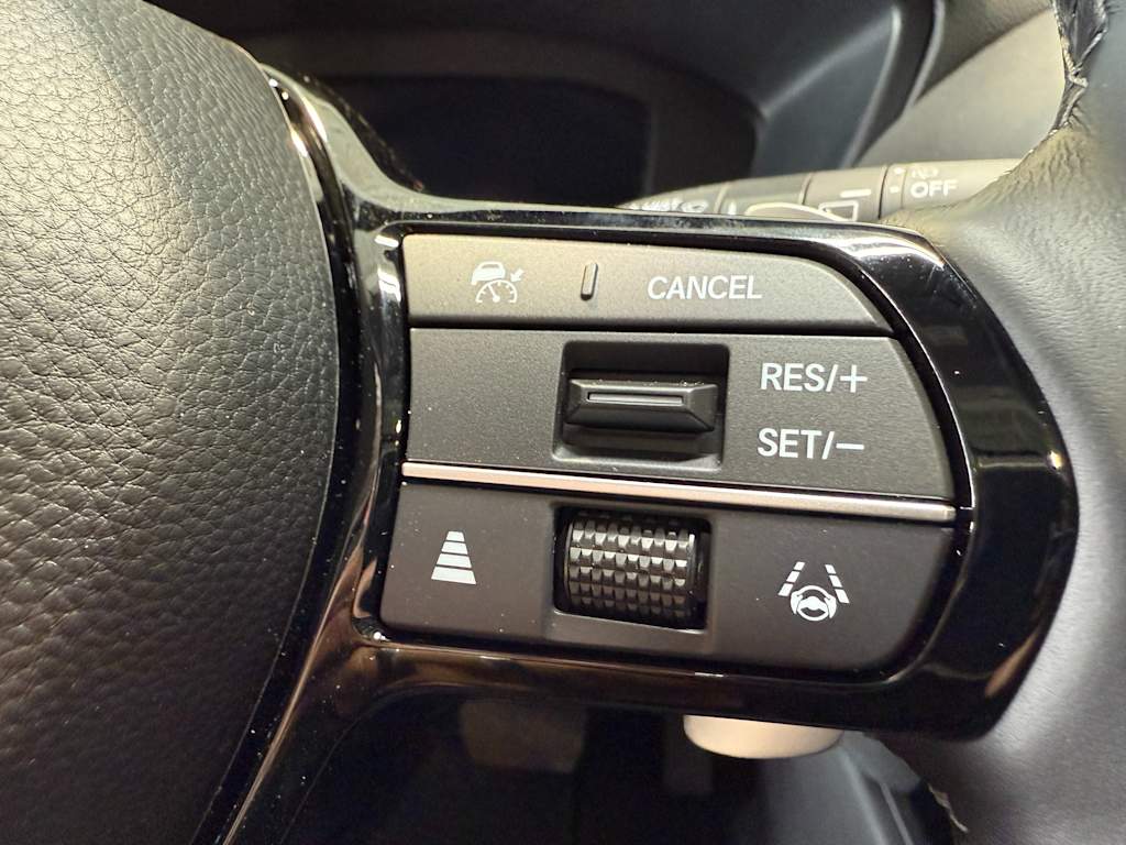 2025 Acura ADX  23