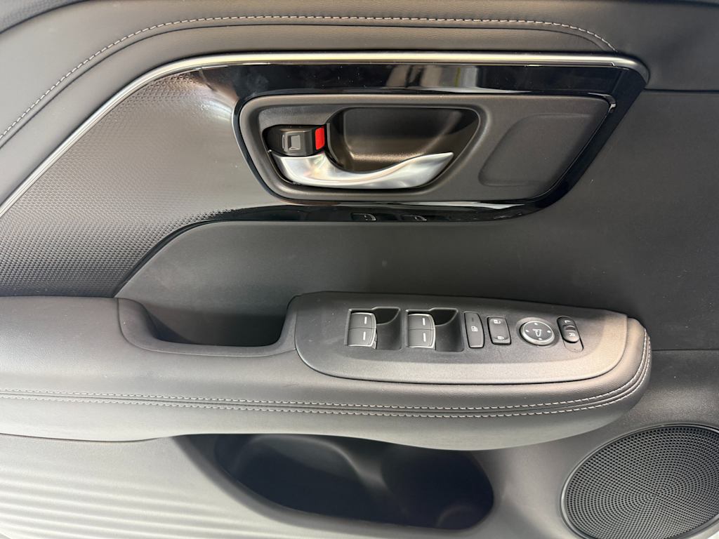 Thumbnail: 2025 Acura ADX - 28