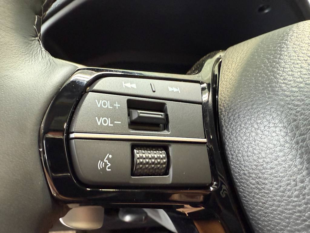 Thumbnail: 2025 Acura ADX - 23