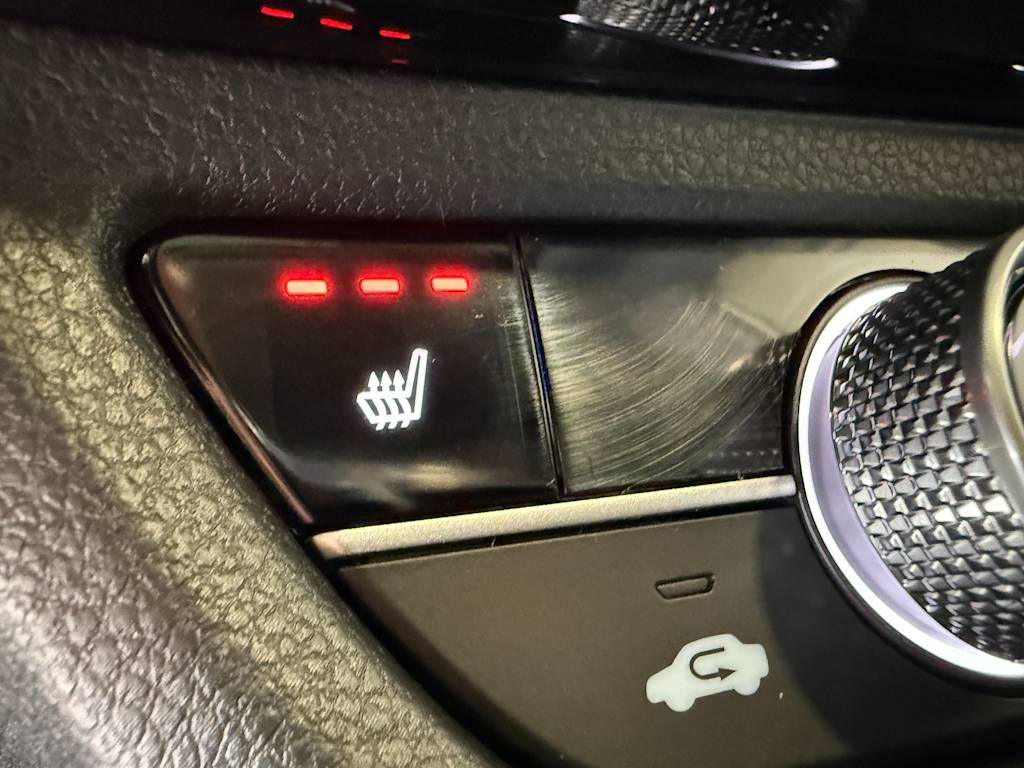2025 Acura ADX  25