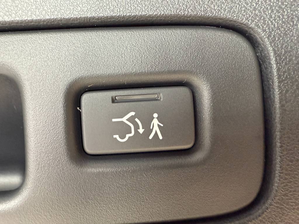 Thumbnail: 2025 Acura ADX - 32