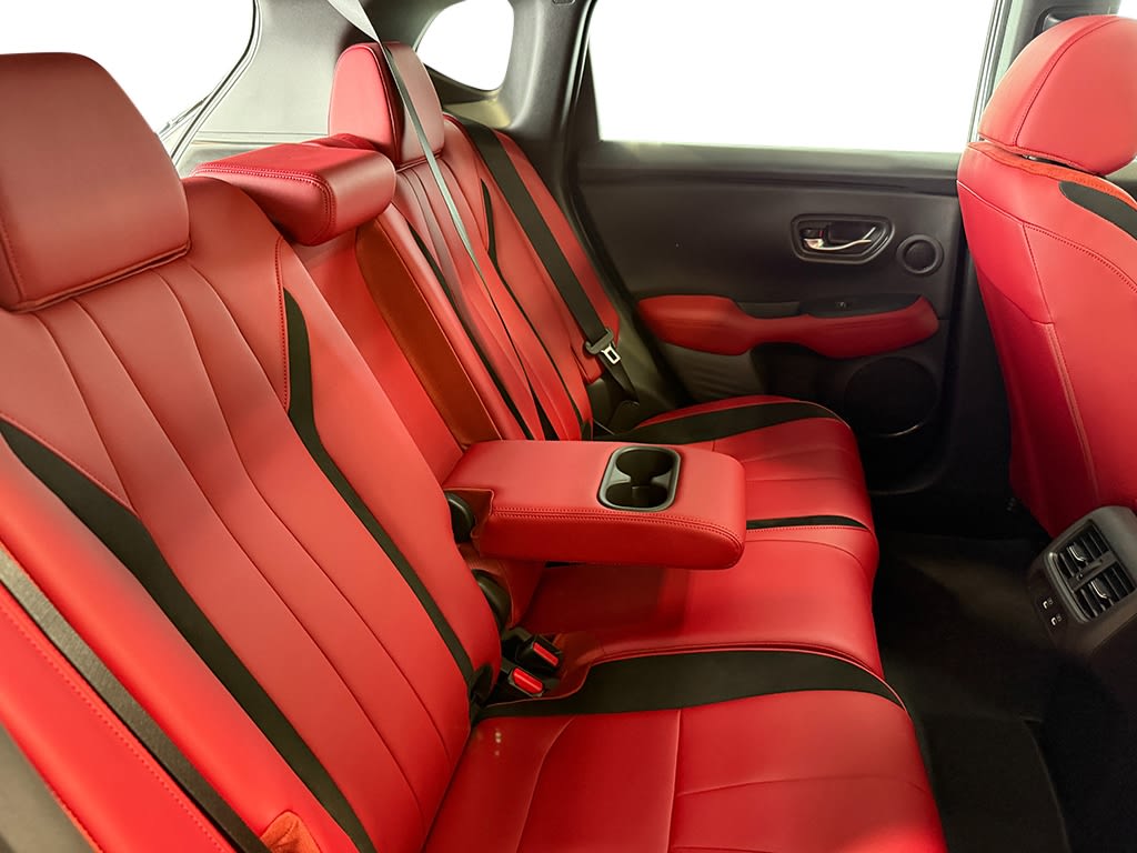 Thumbnail: 2025 Acura ADX - 33