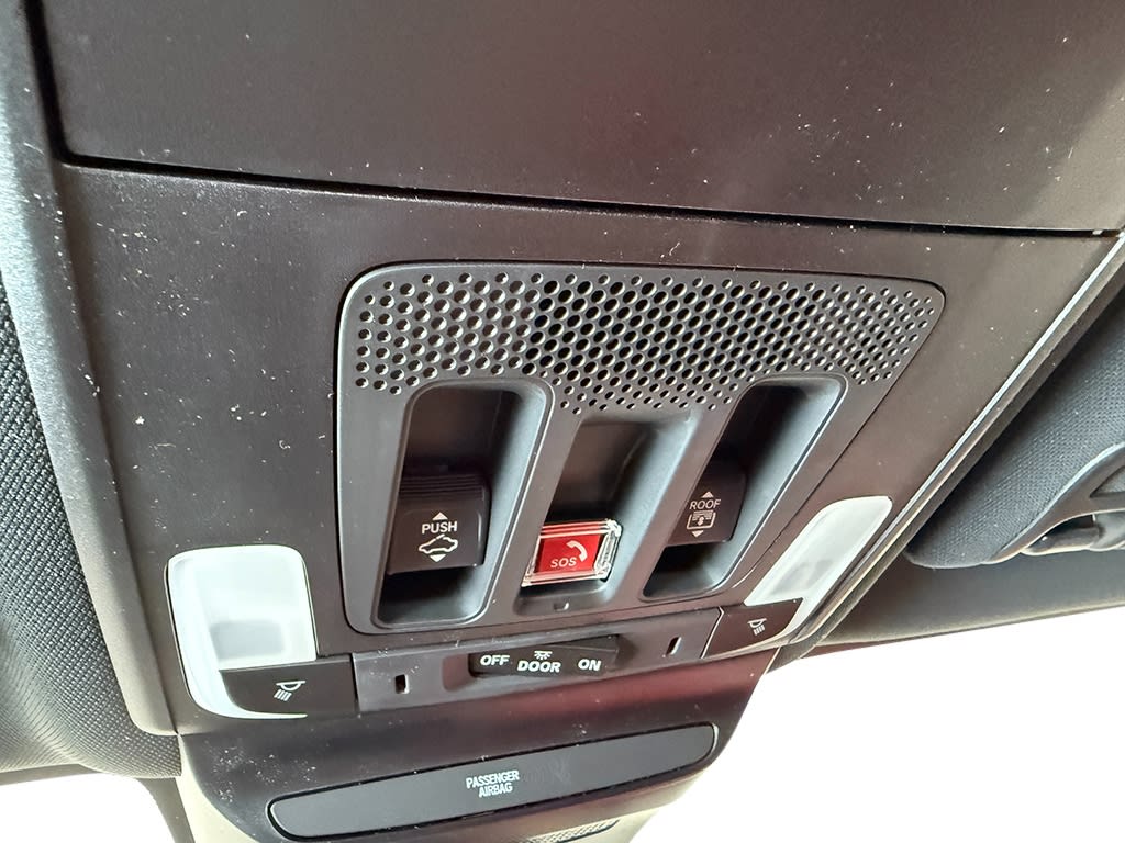 Thumbnail: 2025 Acura ADX - 28