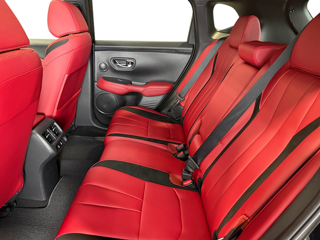 Thumbnail: 2025 Acura ADX - 13