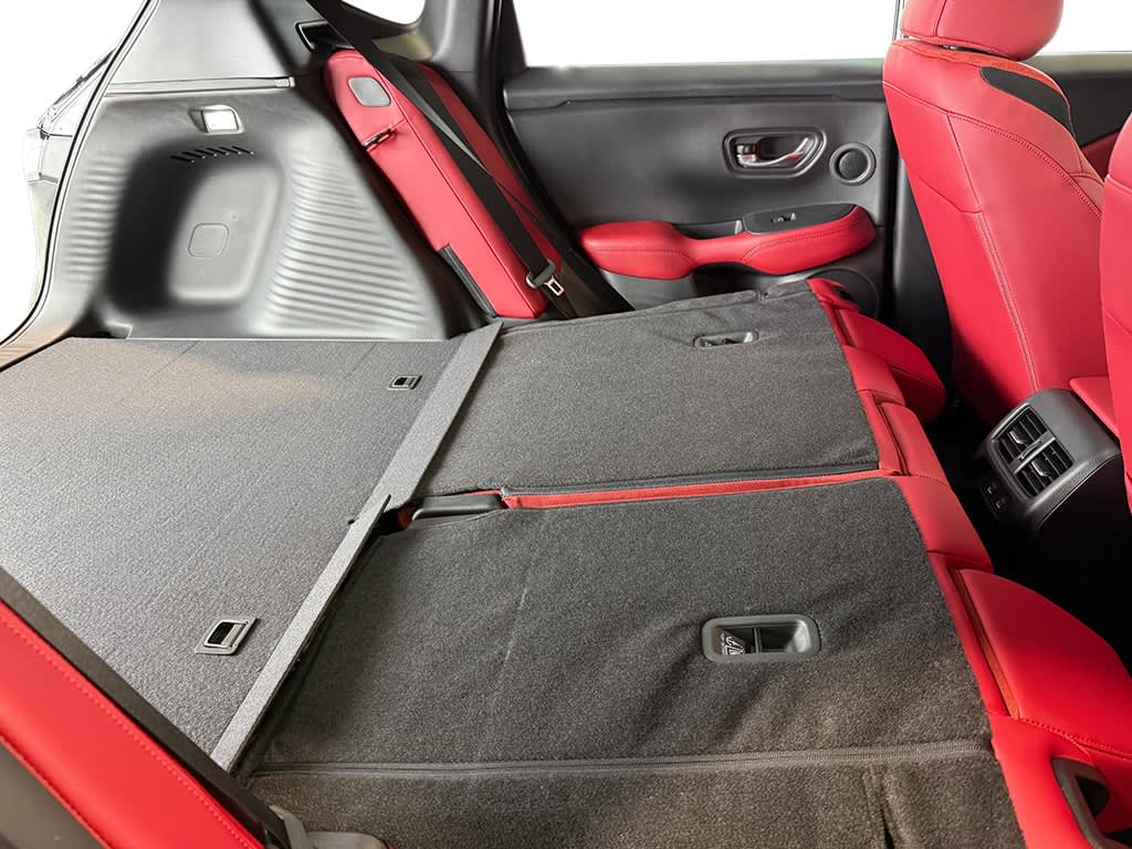 Thumbnail: 2025 Acura ADX - 35