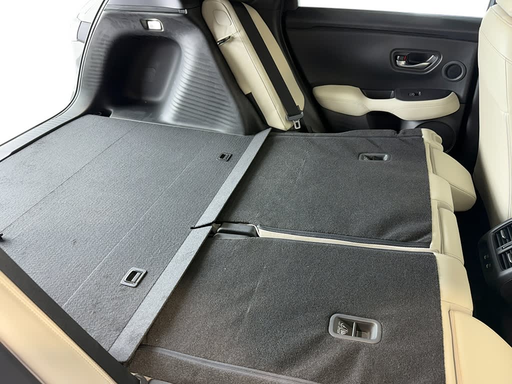 Thumbnail: 2025 Acura ADX - 37