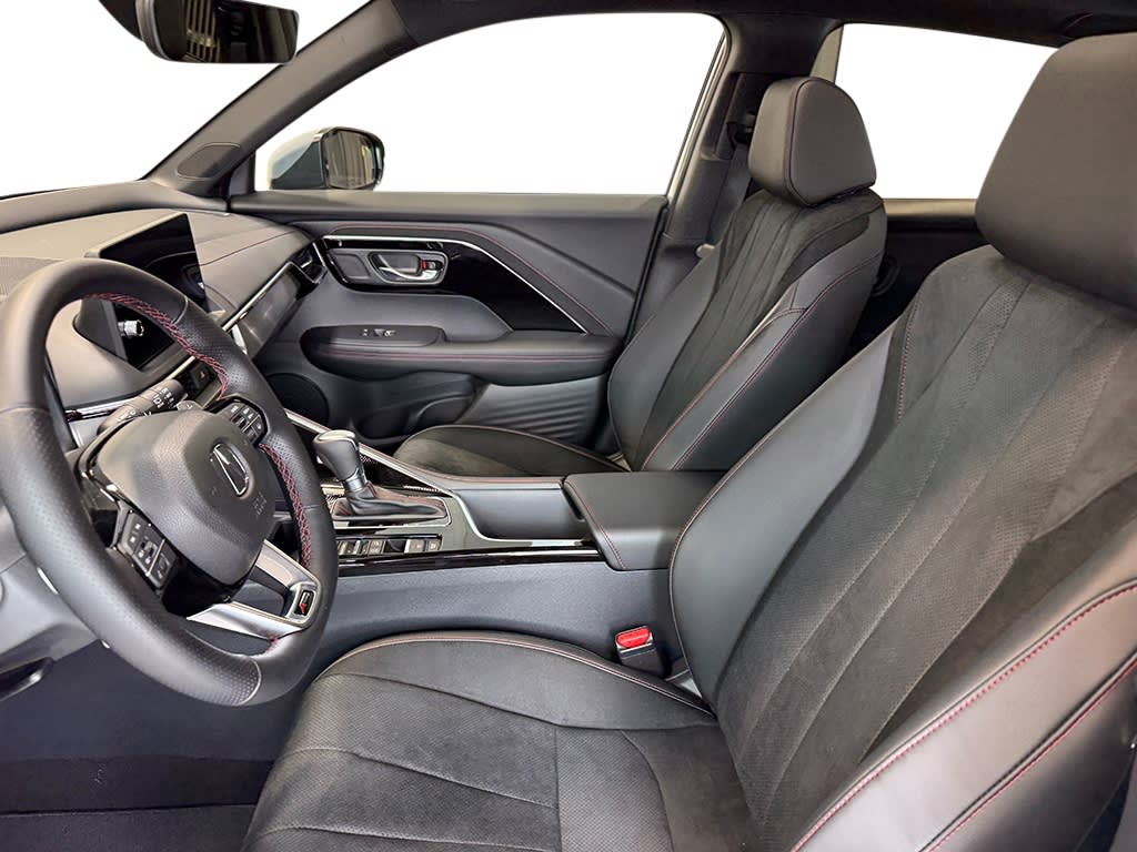 Thumbnail: 2025 Acura ADX - 11