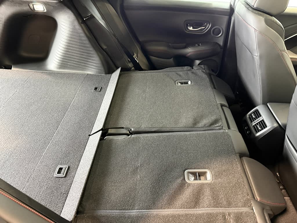 Thumbnail: 2025 Acura ADX - 12