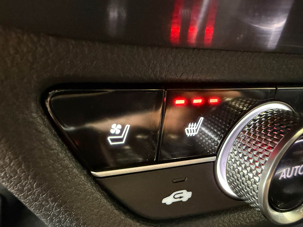 Thumbnail: 2025 Acura ADX - 16