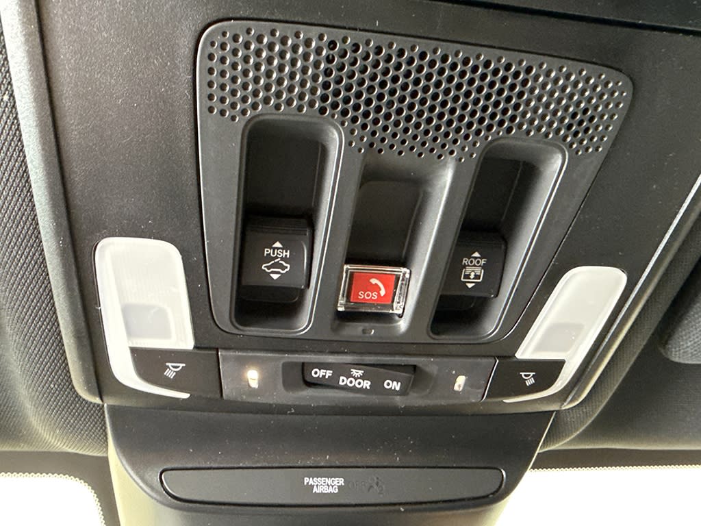 Thumbnail: 2025 Acura ADX - 29