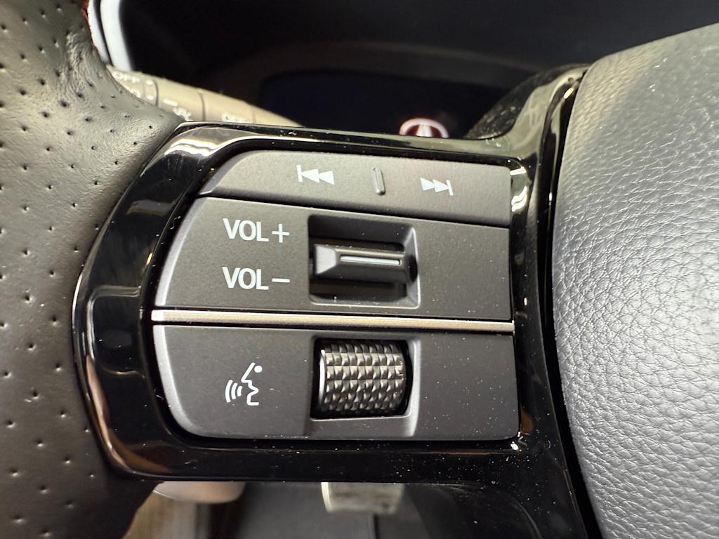 Thumbnail: 2025 Acura ADX - 22