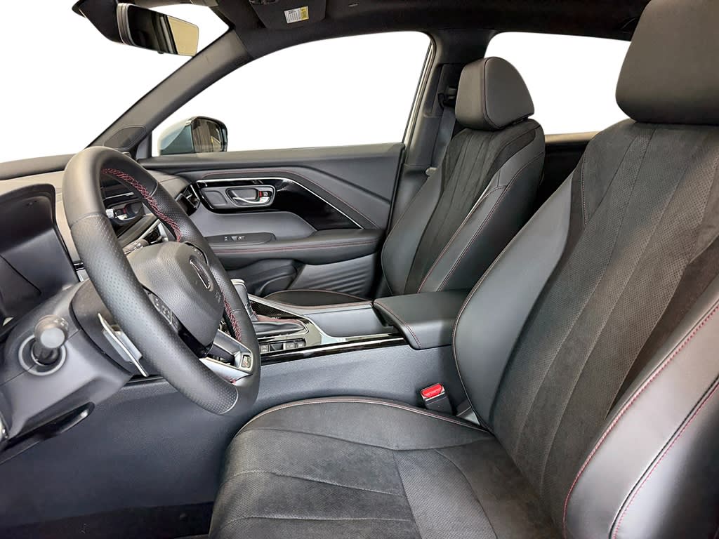 Thumbnail: 2025 Acura ADX - 11