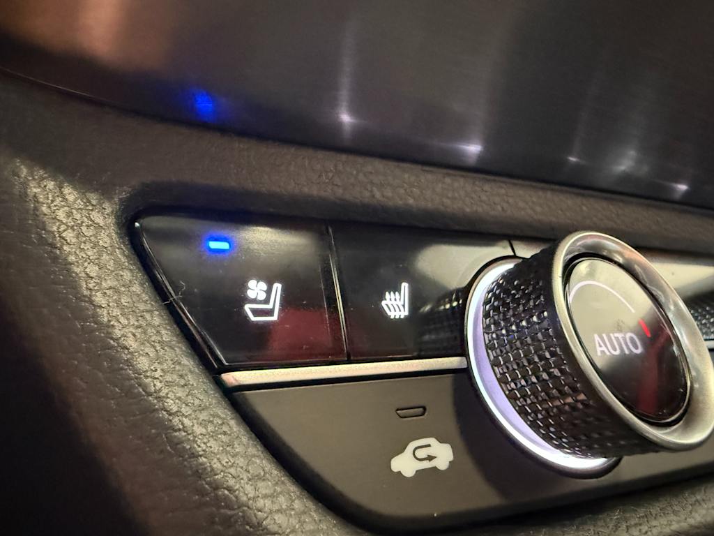 2025 Acura ADX A-SPEC 26