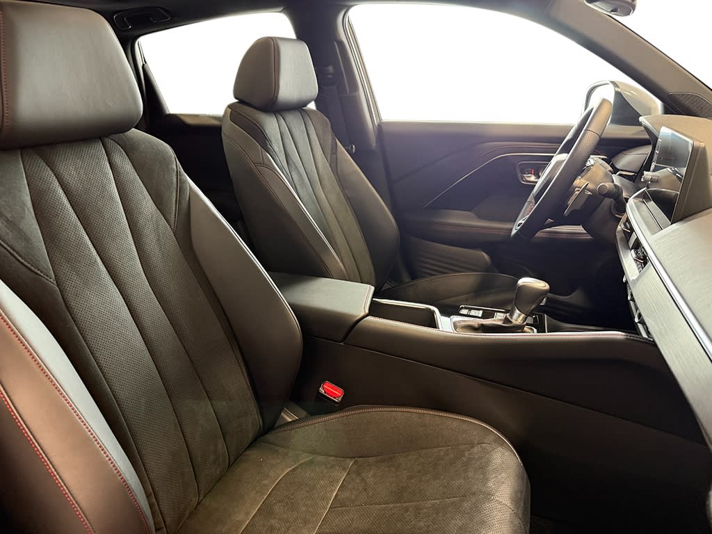 Thumbnail: 2025 Acura ADX - 12