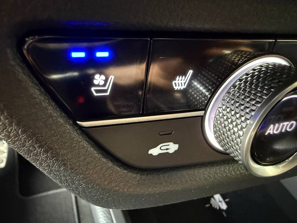 Thumbnail: 2025 Acura ADX - 26