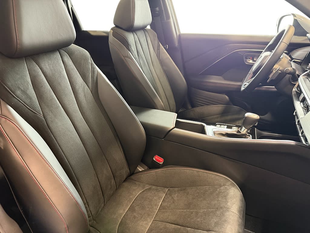 Thumbnail: 2025 Acura ADX - 38