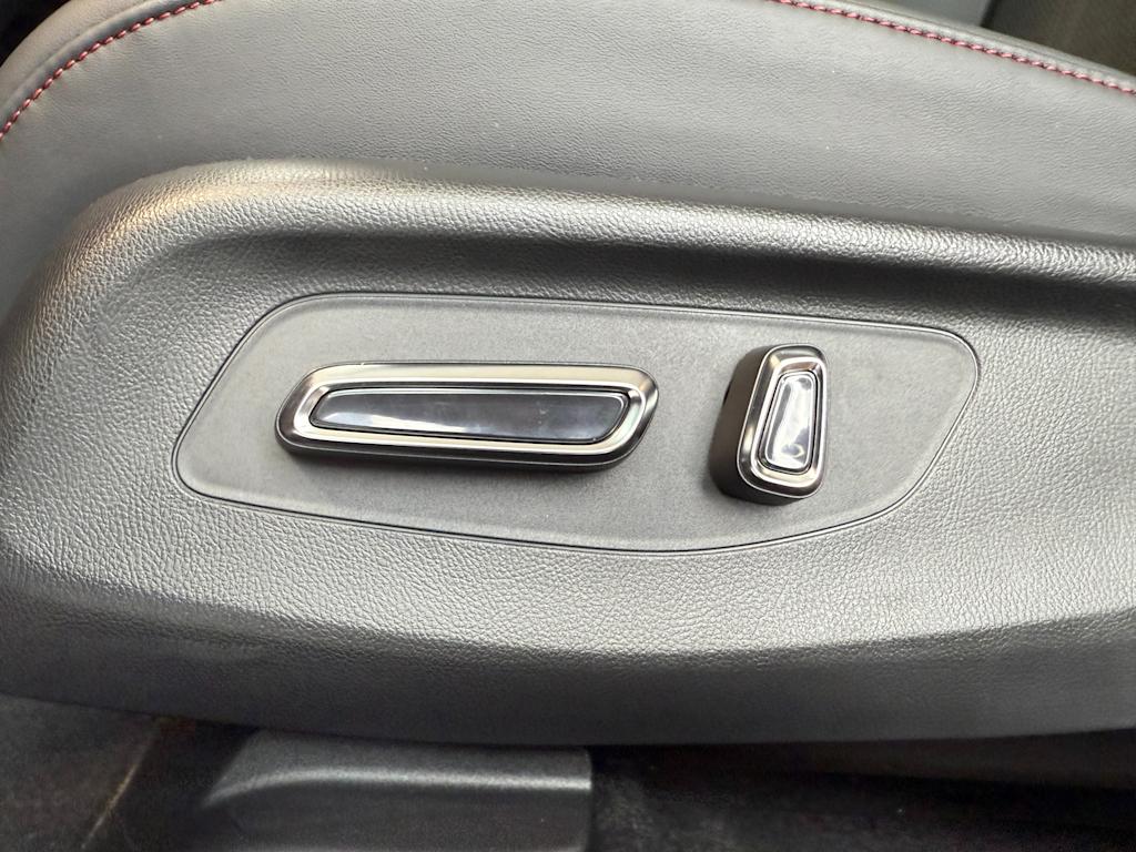 Thumbnail: 2025 Acura ADX - 24