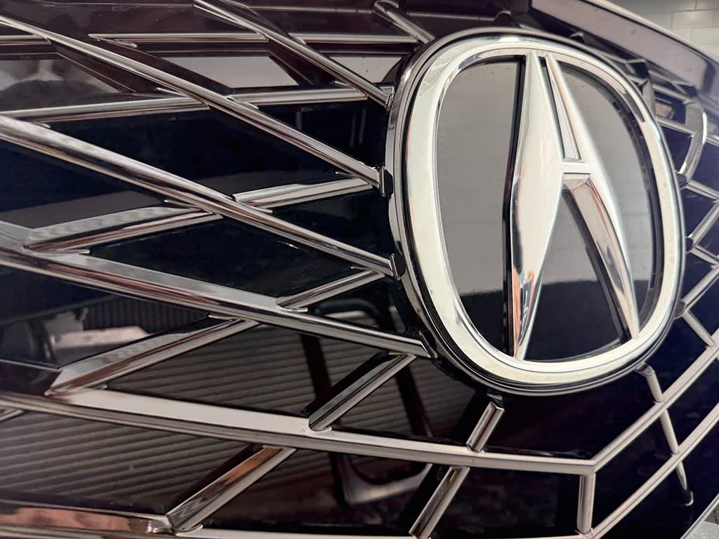 Thumbnail: 2025 Acura ADX - 21