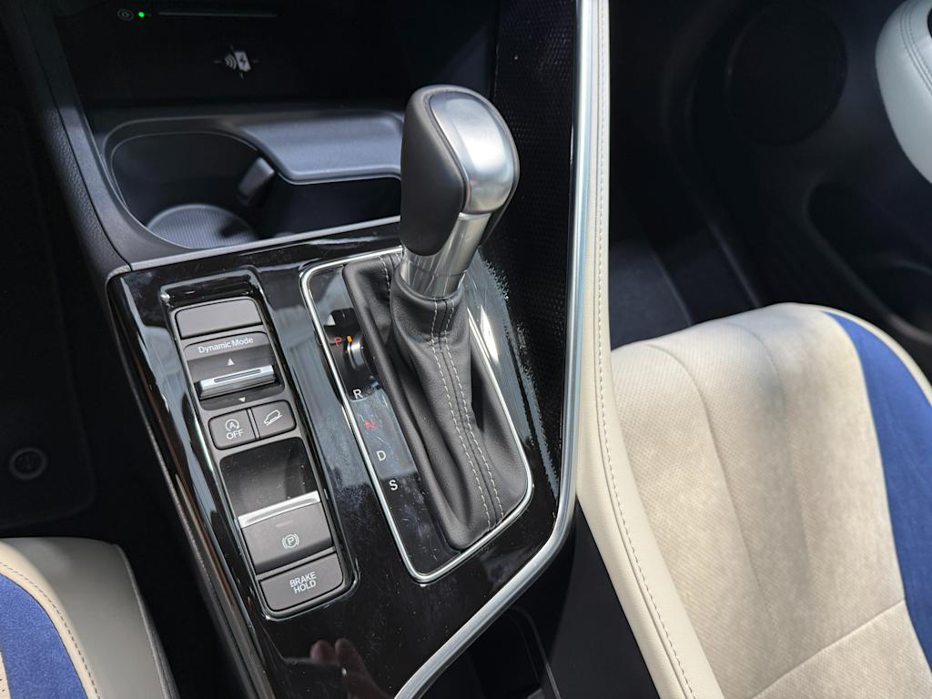 Thumbnail: 2025 Acura ADX - 15