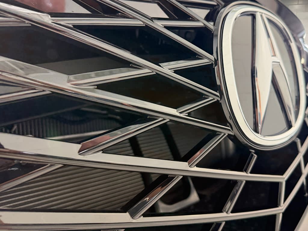 Thumbnail: 2025 Acura ADX - 21