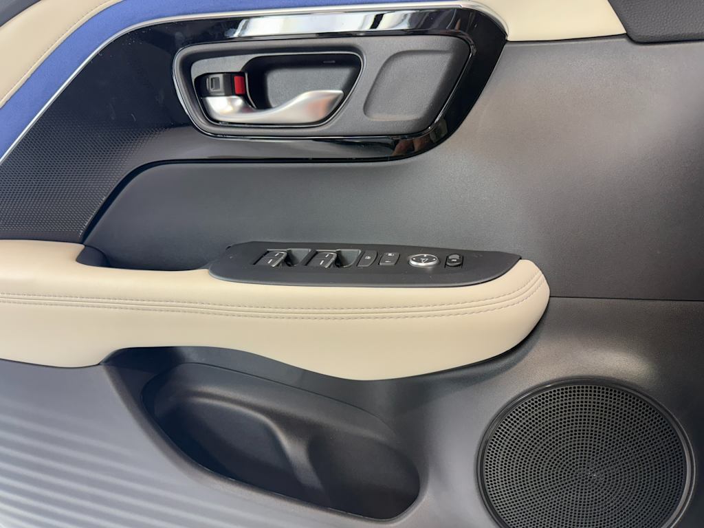 2025 Acura ADX A-SPEC 28