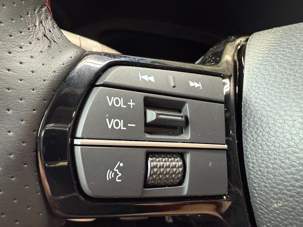 Thumbnail: 2025 Acura ADX - 23