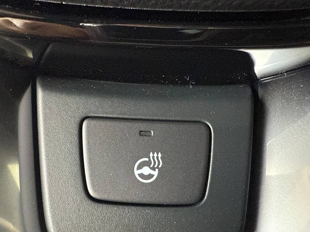 Thumbnail: 2025 Acura ADX - 24