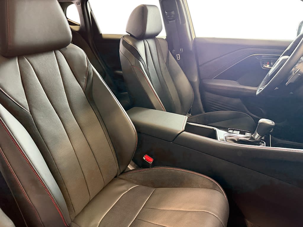 Thumbnail: 2025 Acura ADX - 37