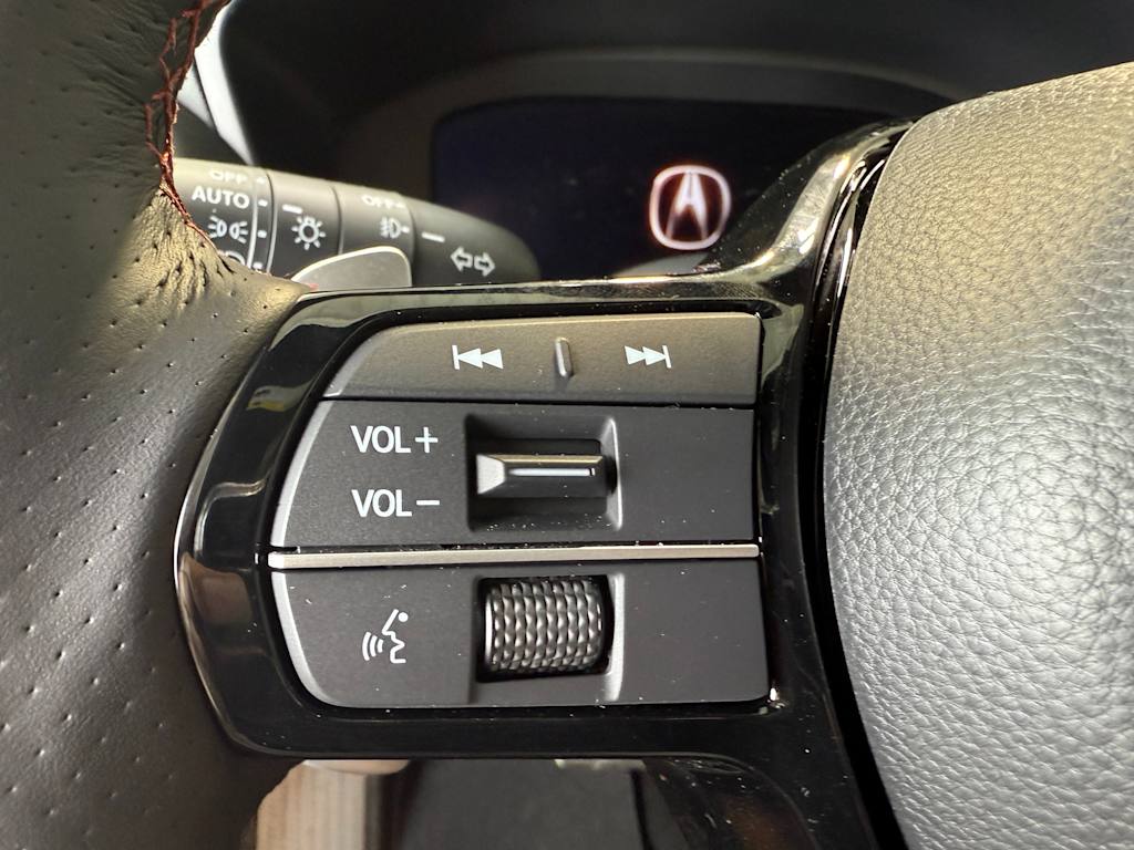 Thumbnail: 2025 Acura ADX - 22