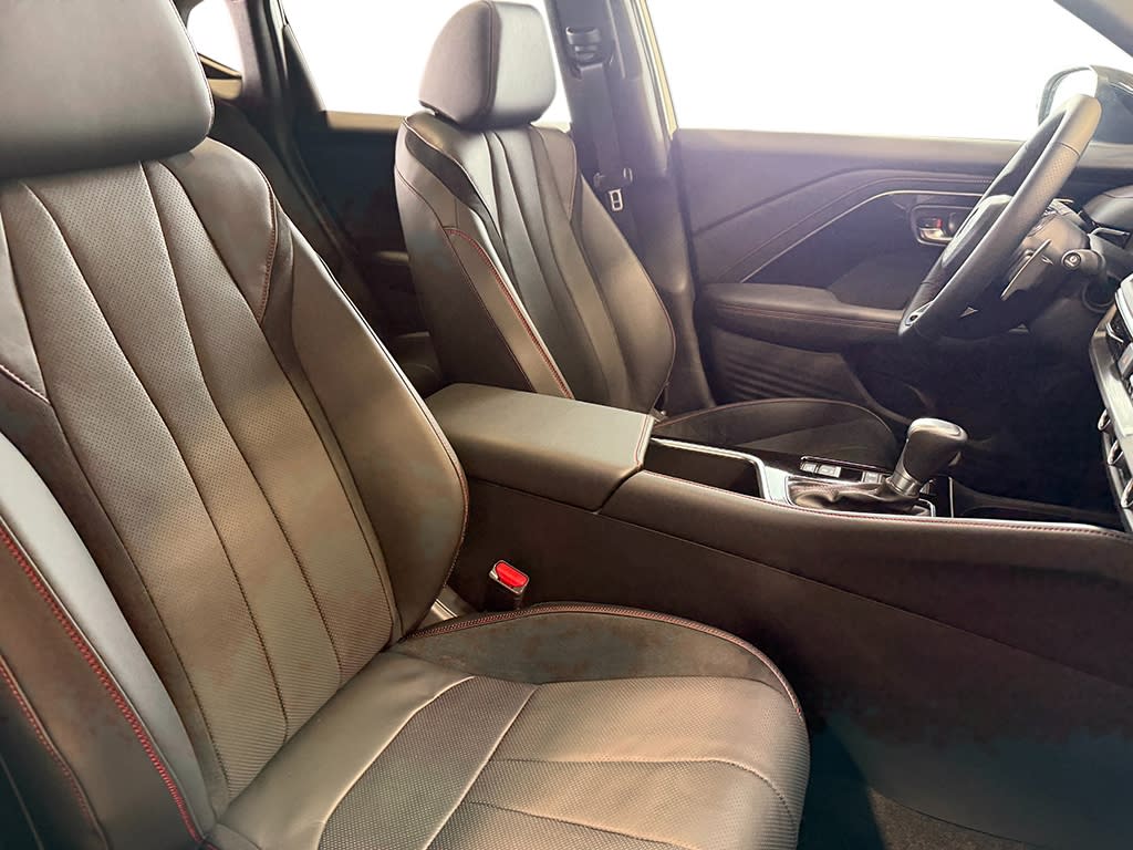 Thumbnail: 2025 Acura ADX - 37