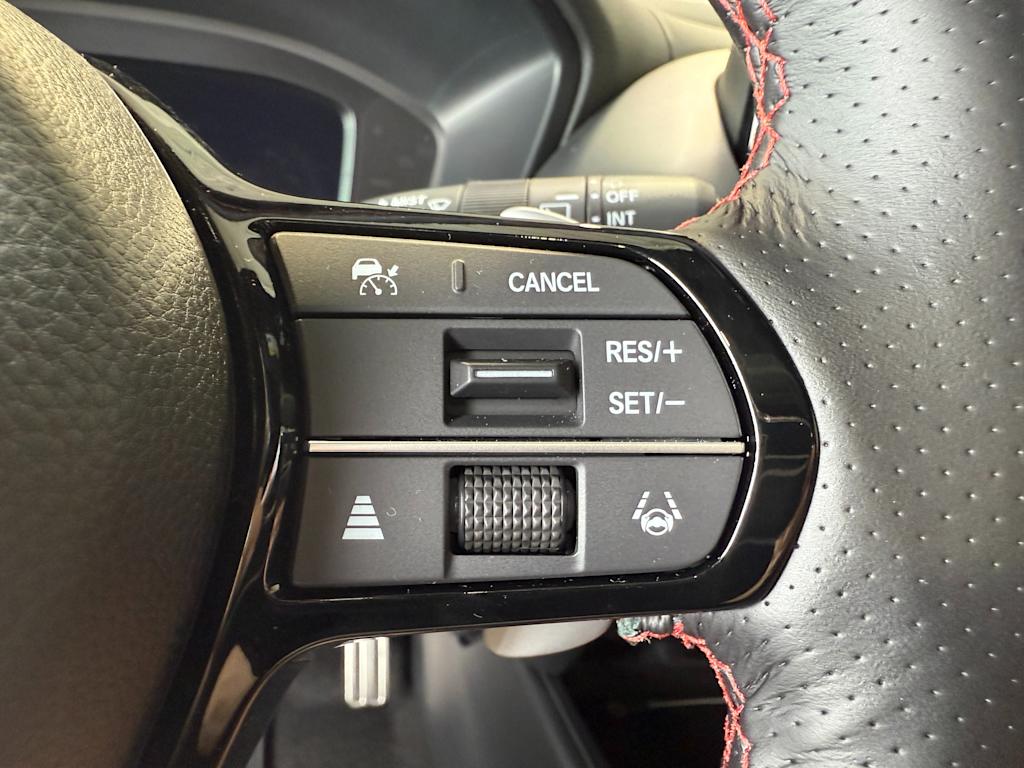 Thumbnail: 2025 Acura ADX - 23