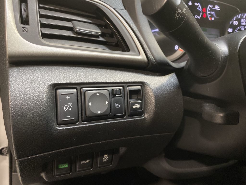 Thumbnail: 2013 Nissan Sentra - 24