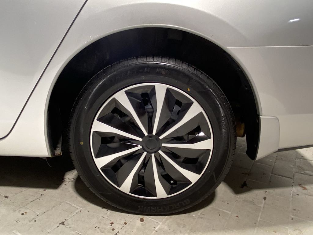 Thumbnail: 2013 Nissan Sentra - 8