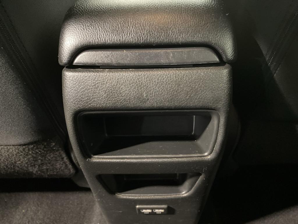 Thumbnail: 2018 Nissan Sentra - 25