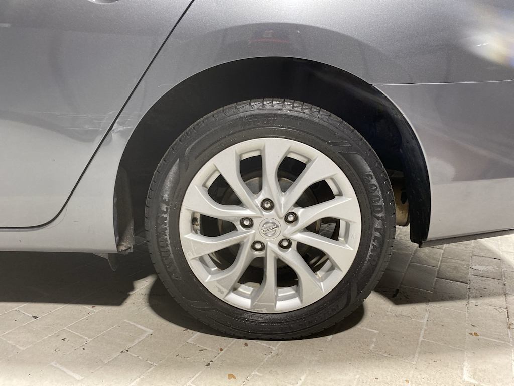 Thumbnail: 2018 Nissan Sentra - 8