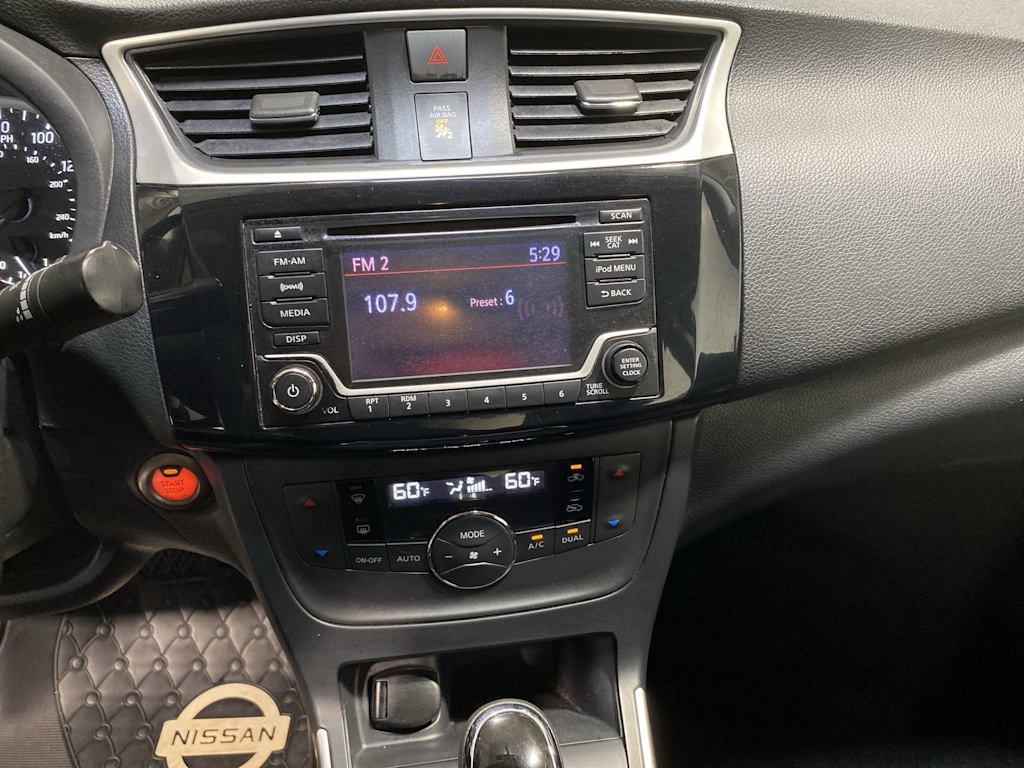 Thumbnail: 2018 Nissan Sentra - 14