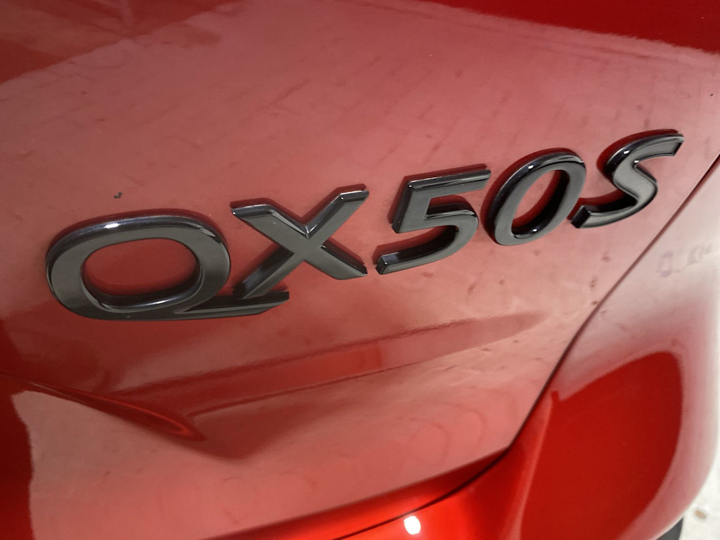 Thumbnail: 2023 INFINITI QX50 - 7