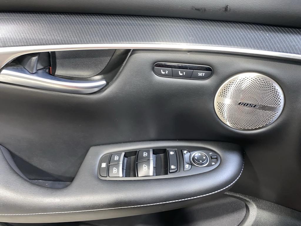 Thumbnail: 2023 INFINITI QX50 - 23