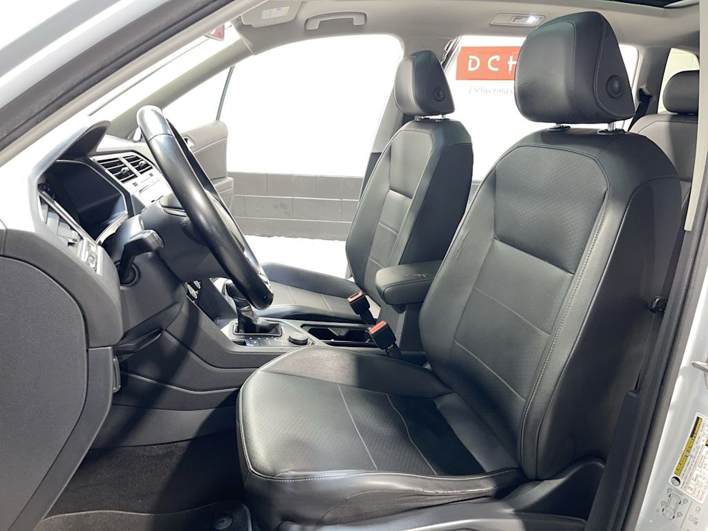 Thumbnail: 2019 Volkswagen Tiguan - 12