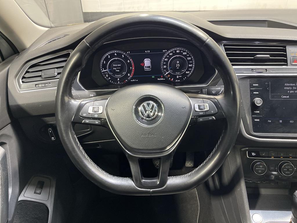 Thumbnail: 2019 Volkswagen Tiguan - 10