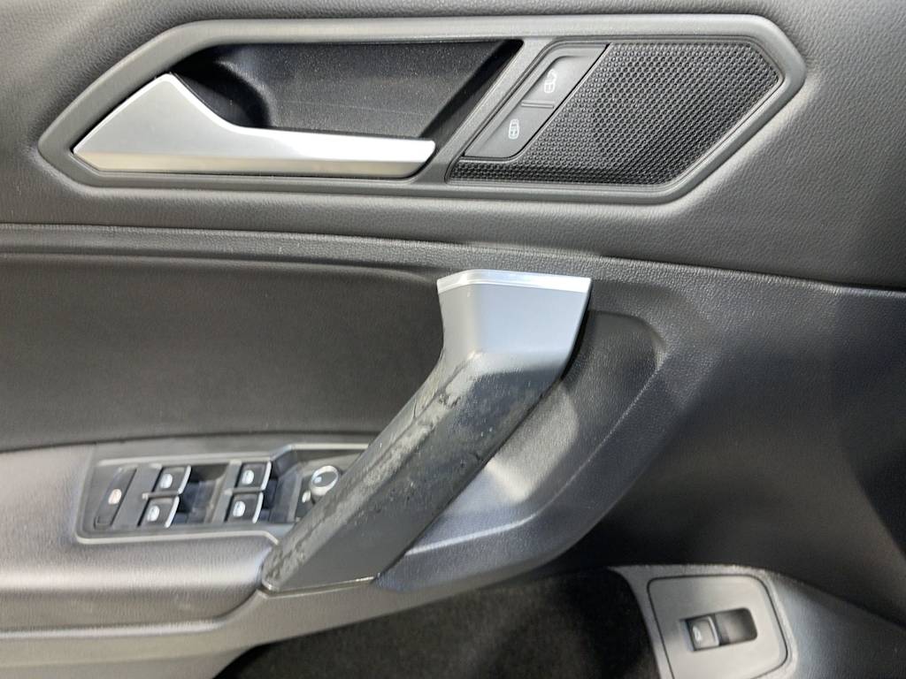 Thumbnail: 2019 Volkswagen Tiguan - 23