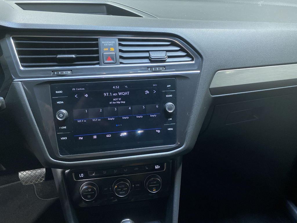 Thumbnail: 2018 Volkswagen Tiguan - 14