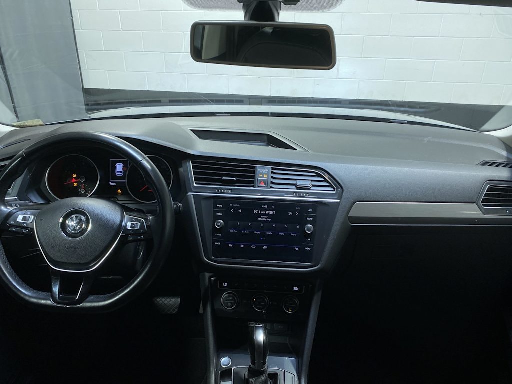 Thumbnail: 2018 Volkswagen Tiguan - 2