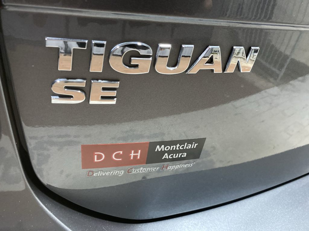 Thumbnail: 2018 Volkswagen Tiguan - 7