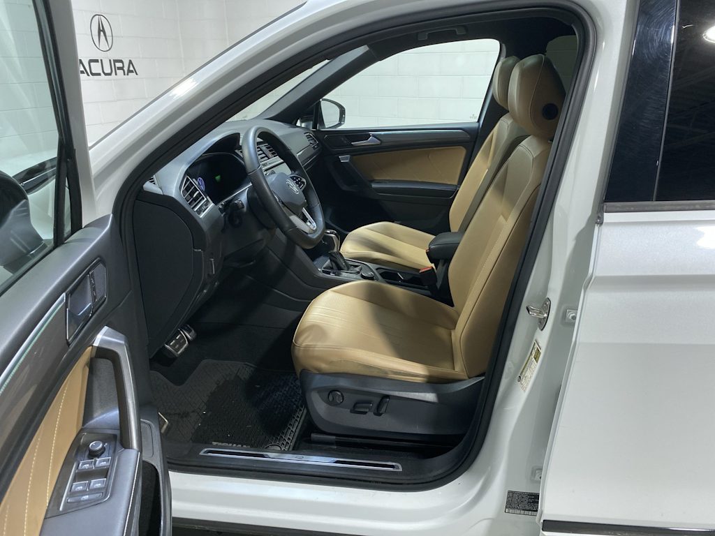 Thumbnail: 2024 Volkswagen Tiguan - 11