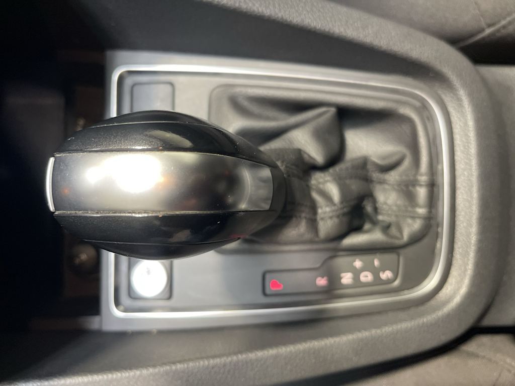 Thumbnail: 2015 Volkswagen Jetta - 15