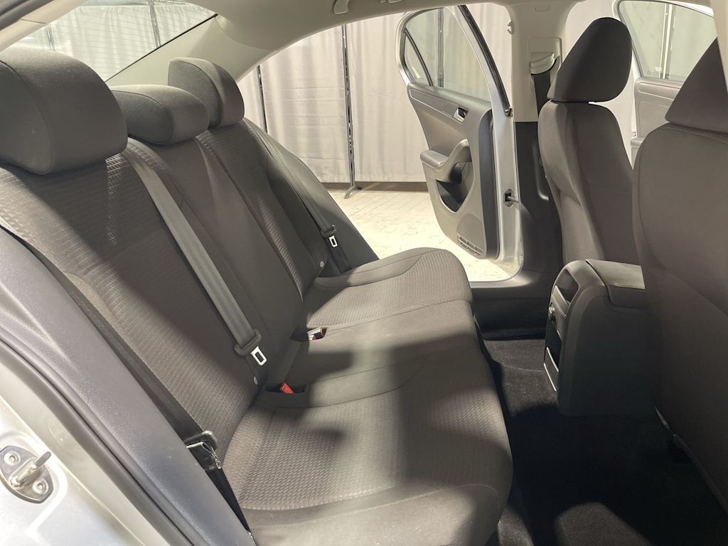 Thumbnail: 2015 Volkswagen Jetta - 20