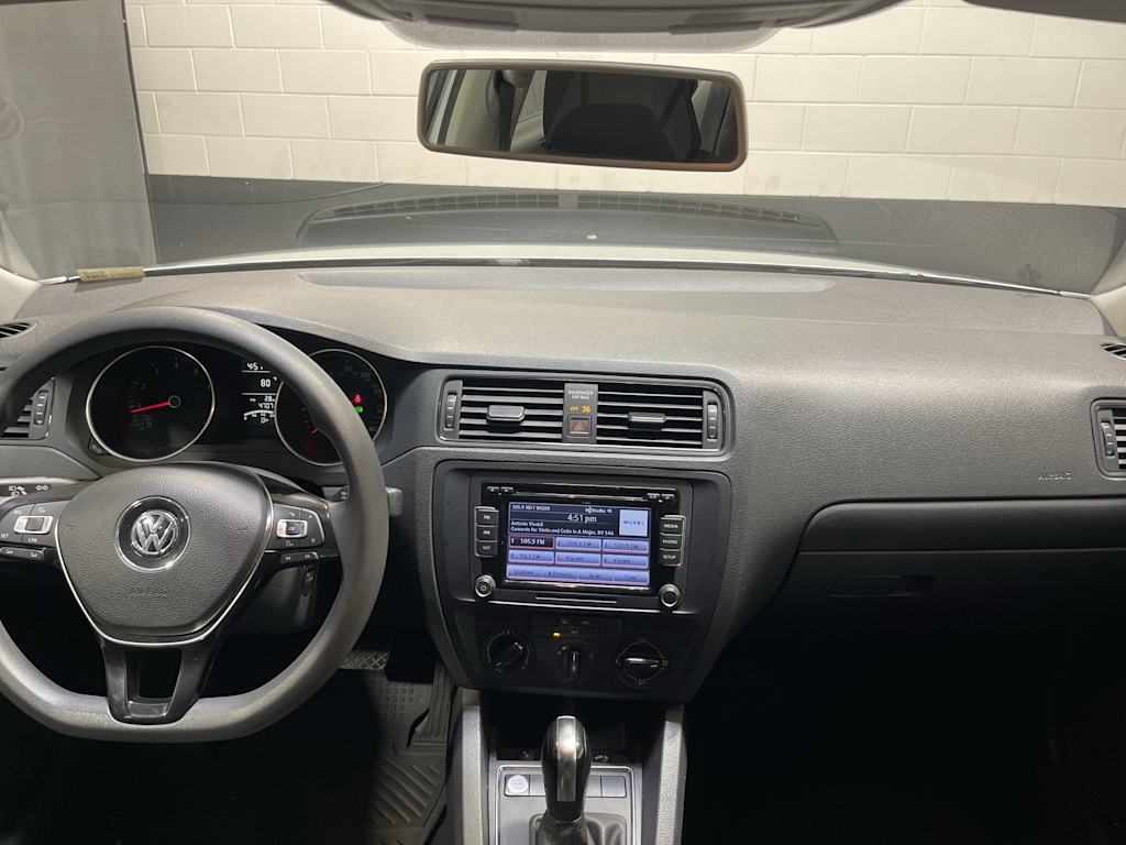 Thumbnail: 2015 Volkswagen Jetta - 2